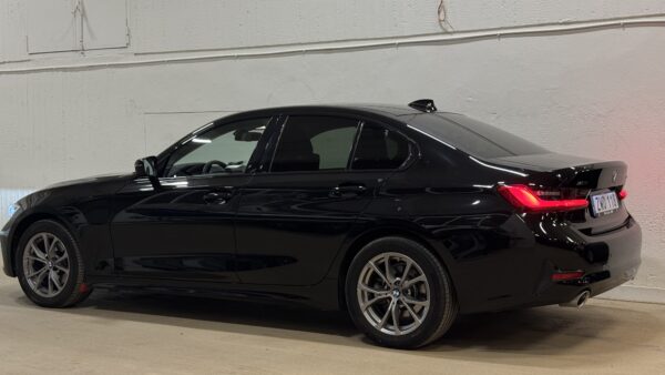 Re-Leasing BMW 320d x-Drive Model Sport - Bild 4